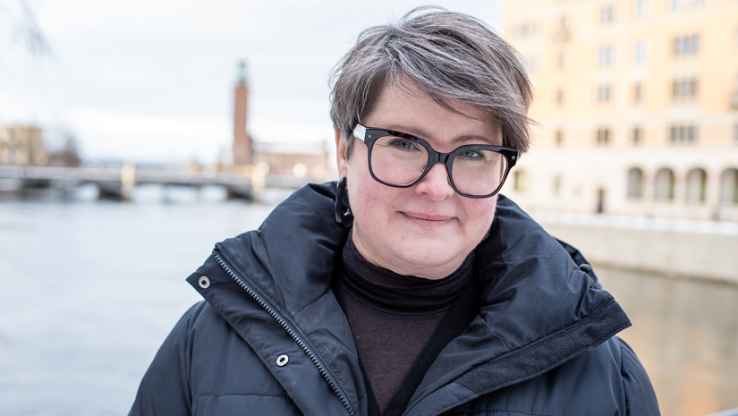 Ida Kåhlin utanför riksdagen